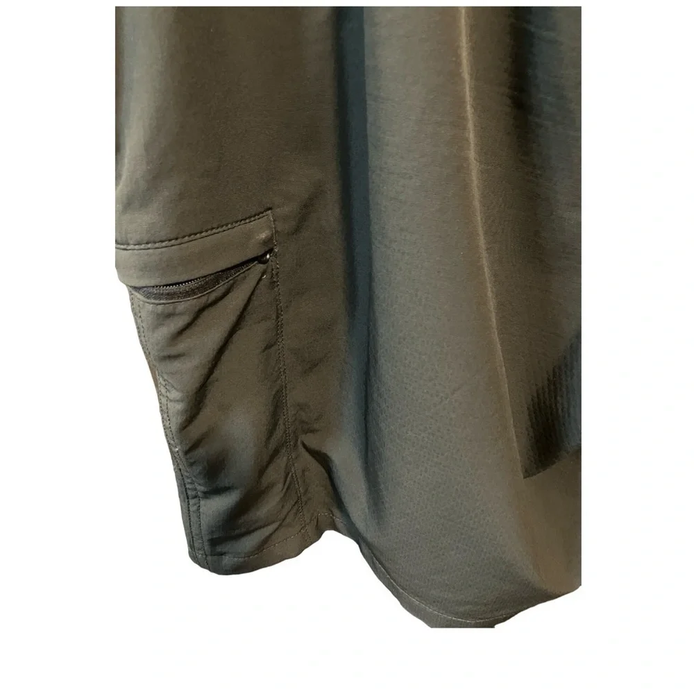 The North Face Gray Cargo Hiking Shorts Size 38